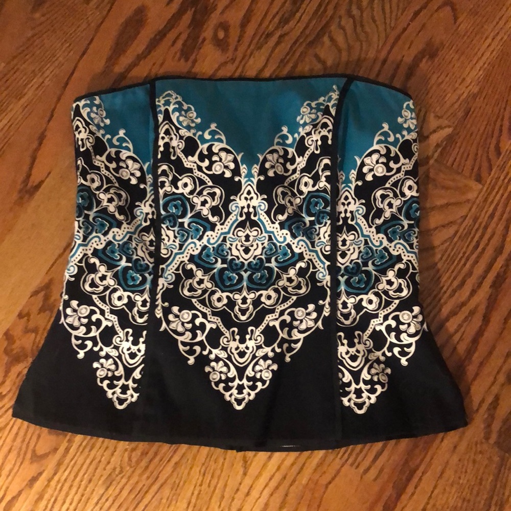 White House Black Market size 4 Halter top